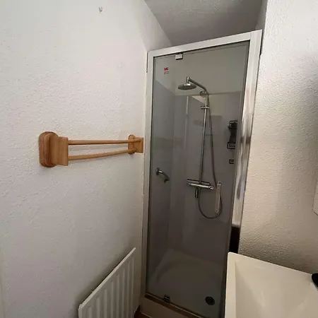 Climatise Avec Terrasse Et Garage - 4 Couchages, St Raphael - Fr-1-226a-180