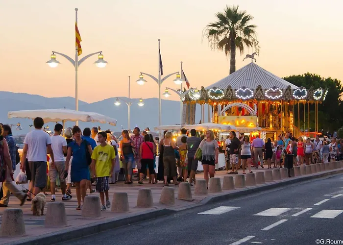 Climatise Avec Terrasse Et Garage - 4 Couchages, St Raphael - Fr-1-226a-180 * Saint-Raphaël