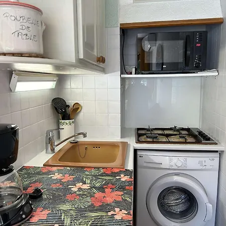 Climatise Avec Terrasse Et Garage - 4 Couchages, St Raphael - Fr-1-226a-180 Lägenhet *