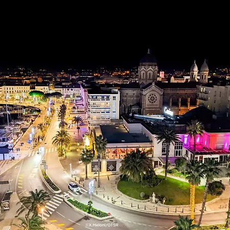 Climatise Avec Terrasse Et Garage - 4 Couchages, St Raphael - Fr-1-226a-180 아파트 *