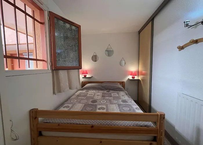 Climatise Avec Terrasse Et Garage - 4 Couchages, St Raphael - Fr-1-226a-180 아파트 Saint-Raphaël