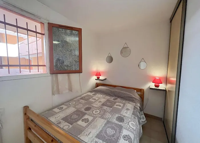 Climatise Avec Terrasse Et Garage - 4 Couchages, St Raphael - Fr-1-226a-180 아파트