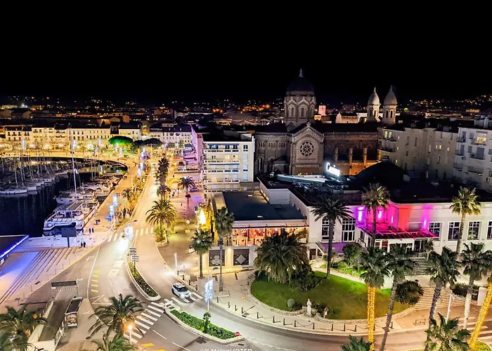 Climatise Avec Terrasse Et Garage - 4 Couchages, St Raphael - Fr-1-226a-180 아파트 *